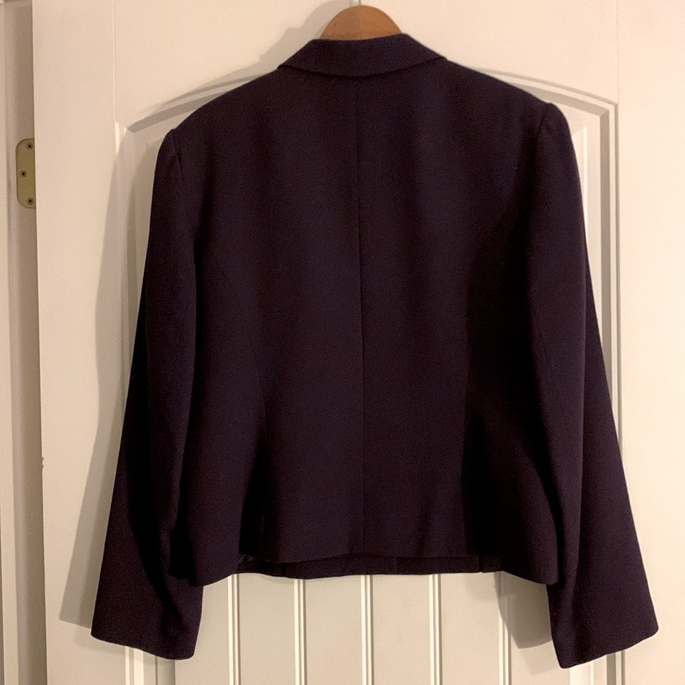 Gorgeous 3-piece Talbots fully-lined suit, Jacket, slacks & skirt  14 - burgundy - Picture 2 of 9